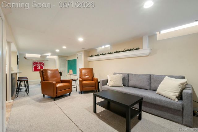 31737 Waltham Court, Beverly Hills Village, MI 48025