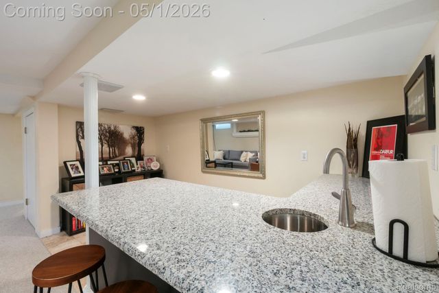 31737 Waltham Court, Beverly Hills Village, MI 48025