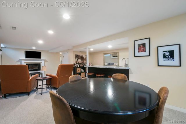 31737 Waltham Court, Beverly Hills Village, MI 48025