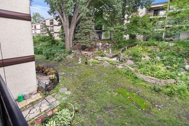 12846 Nicollet Avenue 202, Burnsville, MN 55337