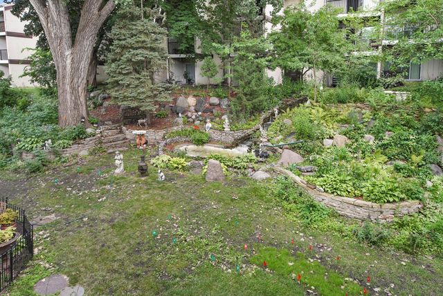 12846 Nicollet Avenue 202, Burnsville, MN 55337