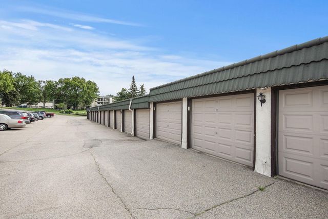 12846 Nicollet Avenue 202, Burnsville, MN 55337