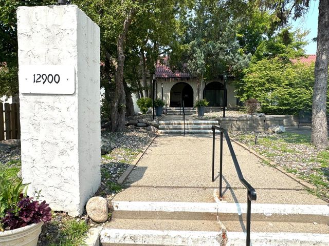 12846 Nicollet Avenue 202, Burnsville, MN 55337