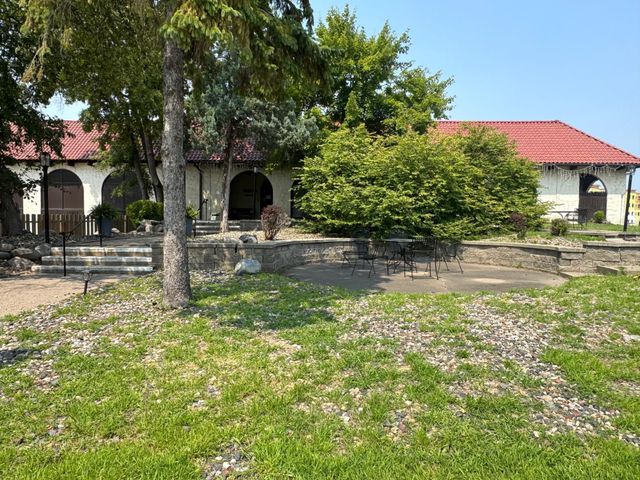 12846 Nicollet Avenue 202, Burnsville, MN 55337