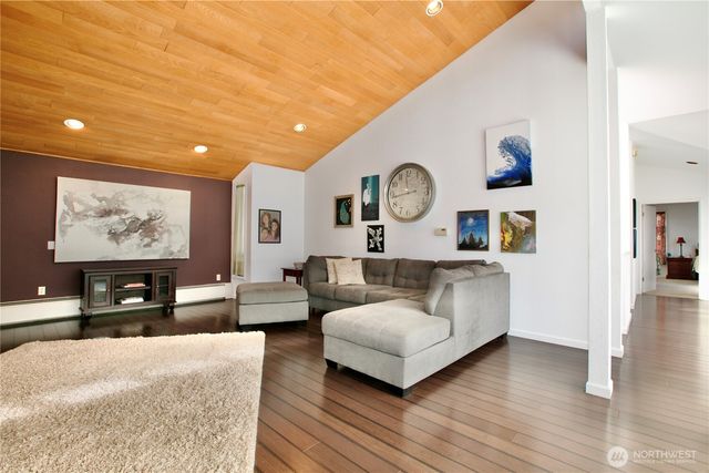 5911 150th Place SW, Edmonds, WA 98026