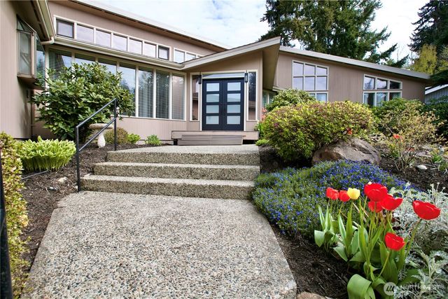 5911 150th Place SW, Edmonds, WA 98026