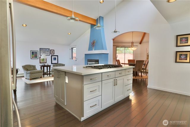 5911 150th Place SW, Edmonds, WA 98026
