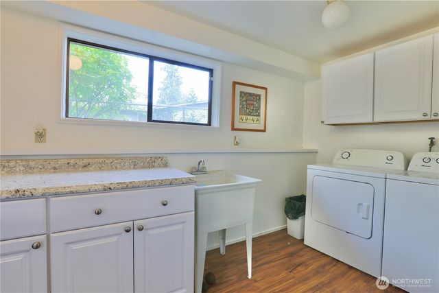 5911 150th Place SW, Edmonds, WA 98026
