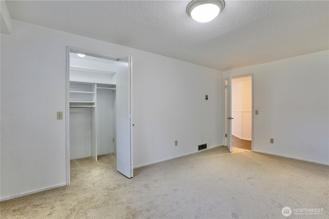 5911 150th Place SW, Edmonds, WA 98026