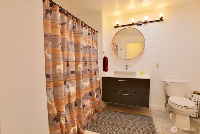 5911 150th Place SW, Edmonds, WA 98026