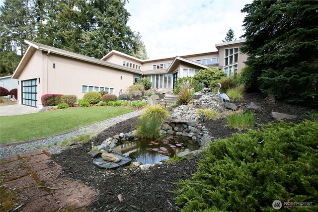 5911 150th Place SW, Edmonds, WA 98026