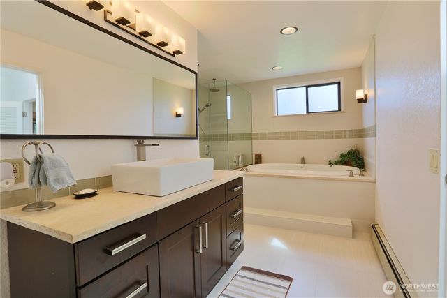 5911 150th Place SW, Edmonds, WA 98026