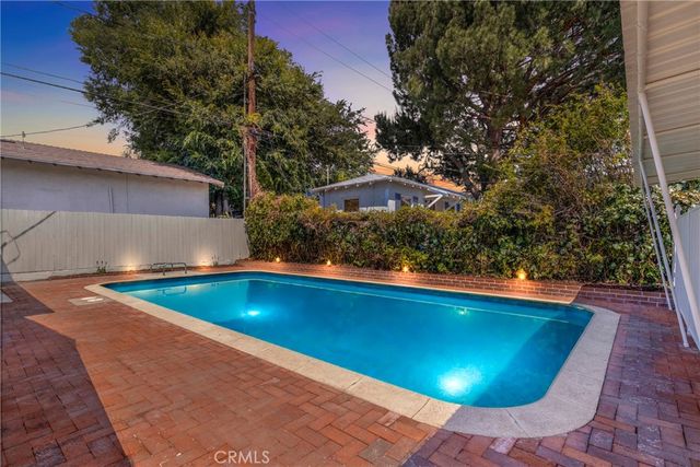 821 N Myers, Burbank, CA 91506