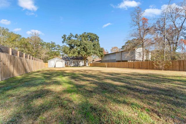 206 Pine St, Denham Springs, LA 70726