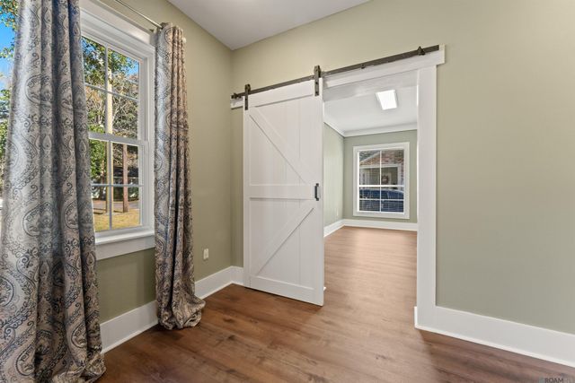 206 Pine St, Denham Springs, LA 70726