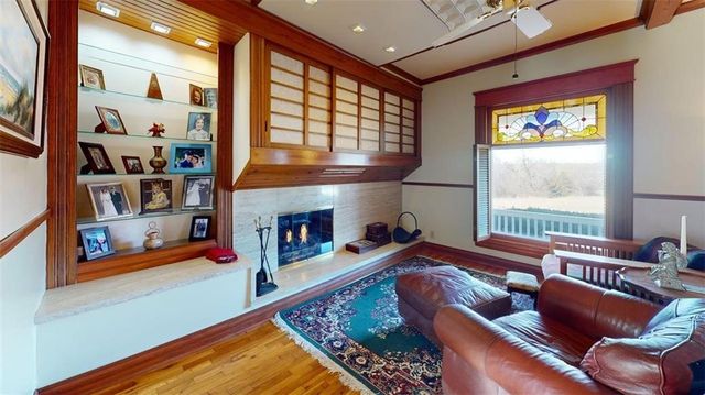 18133 S 1525 Road, Nevada, MO 64772