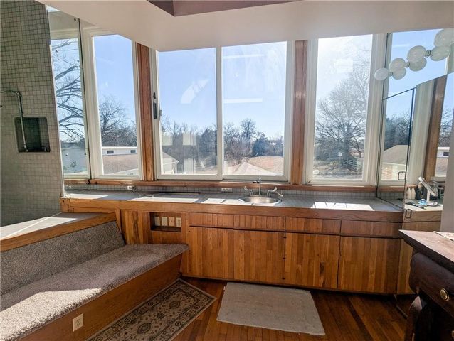 18133 S 1525 Road, Nevada, MO 64772