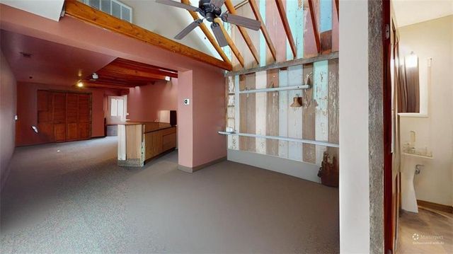 18133 S 1525 Road, Nevada, MO 64772