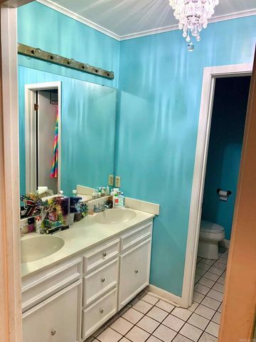 8128 Cross Road, Pine Bluff, AR 71603