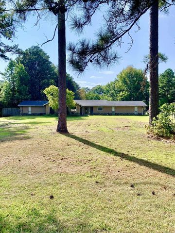 8128 Cross Road, Pine Bluff, AR 71603