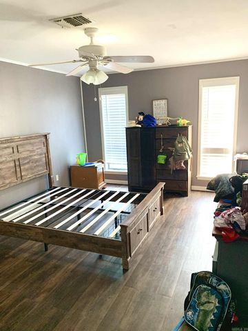 8128 Cross Road, Pine Bluff, AR 71603