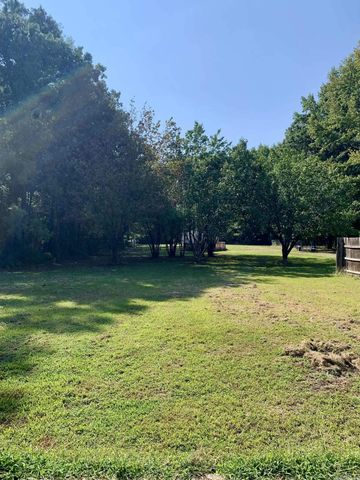 8128 Cross Road, Pine Bluff, AR 71603