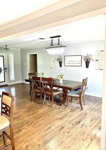 8128 Cross Road, Pine Bluff, AR 71603