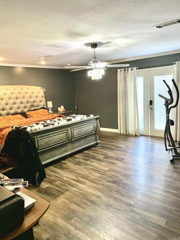 8128 Cross Road, Pine Bluff, AR 71603