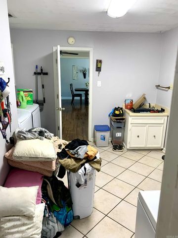 8128 Cross Road, Pine Bluff, AR 71603