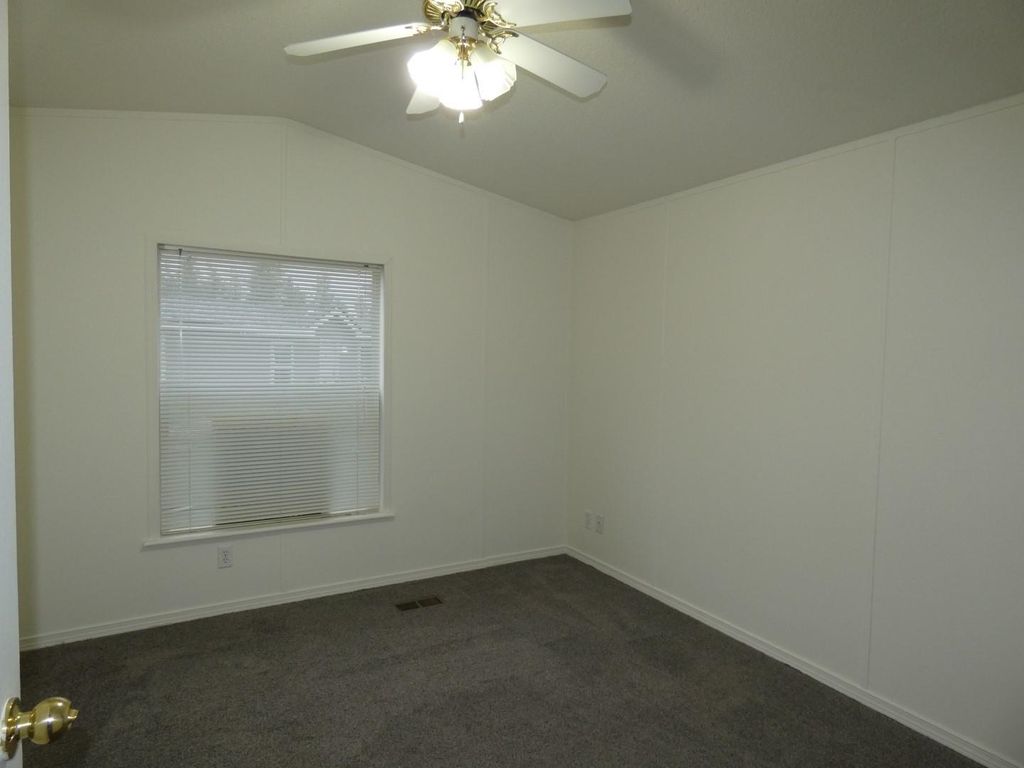 840 W 1ST #6 St, Cheney, WA 99004 photo 3