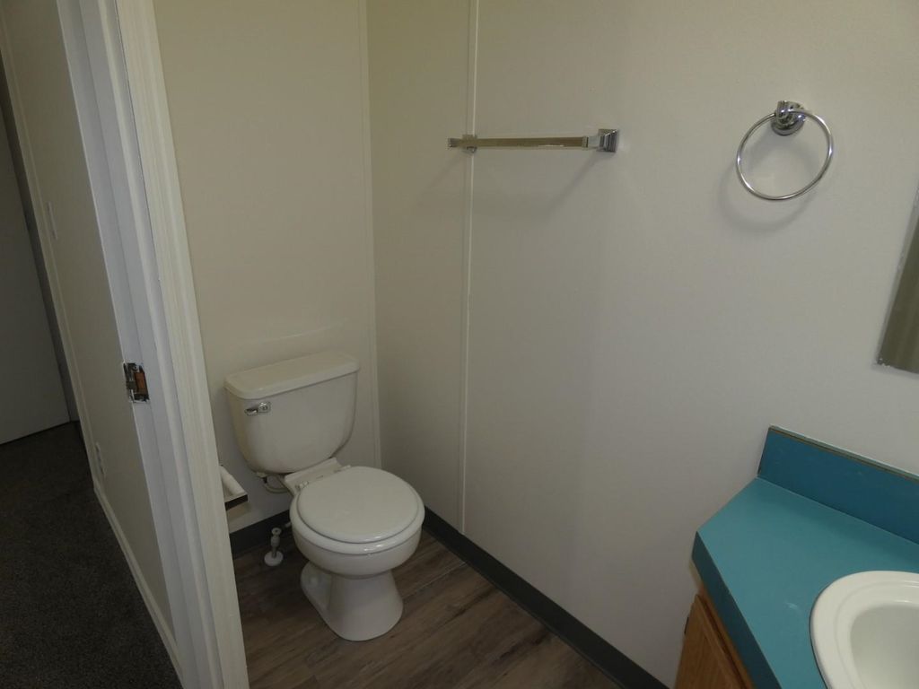 840 W 1ST #6 St, Cheney, WA 99004 photo 5