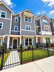 1323 Lakota Place, Atlanta, GA 30315