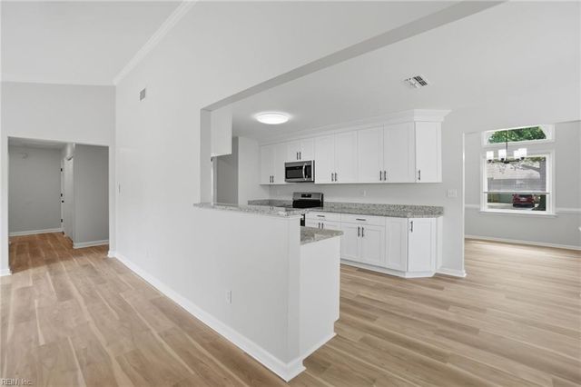 1749 Seaton DR, Virginia Beach, VA 23463