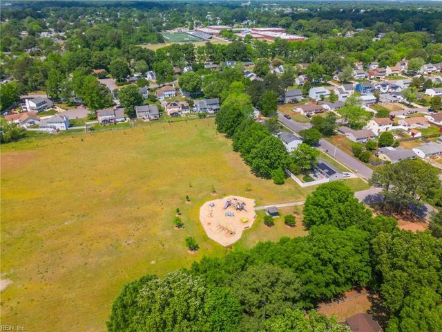 1749 Seaton DR, Virginia Beach, VA 23463