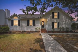 1749 Seaton DR, Virginia Beach, VA 23463