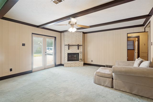 2101 Spanish Trail, Irving, TX 75060