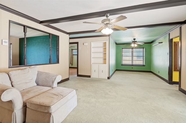 2101 Spanish Trail, Irving, TX 75060