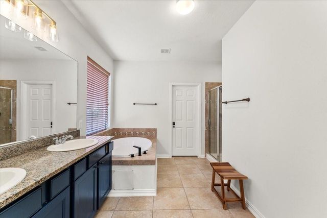82 W Arbor Camp Circle, Spring, TX 77389