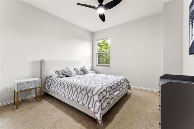 82 W Arbor Camp Circle, Spring, TX 77389