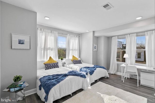 1449 S 32ND ST, Philadelphia, PA 19146