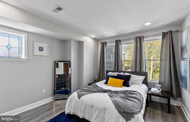 1449 S 32ND ST, Philadelphia, PA 19146