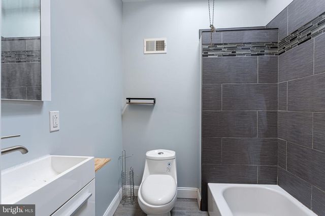 1449 S 32ND ST, Philadelphia, PA 19146