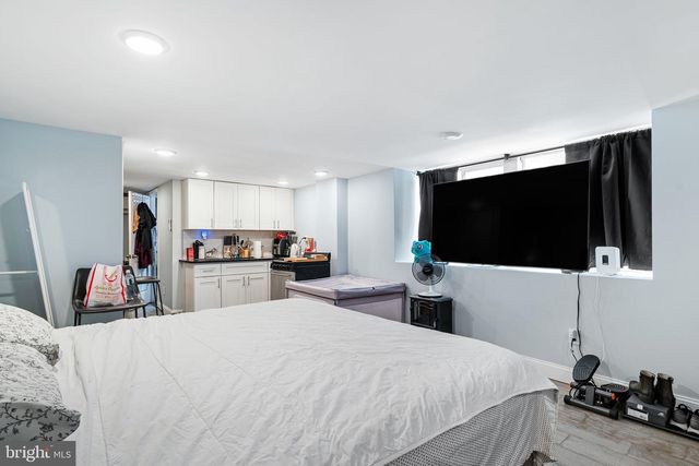 1449 S 32ND ST, Philadelphia, PA 19146