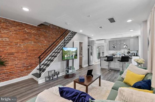 1449 S 32ND ST, Philadelphia, PA 19146