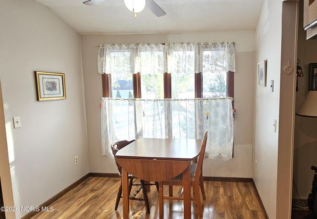 7009 Shadowcreek Drive, Maumee, OH 43537