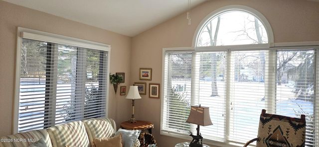 7009 Shadowcreek Drive, Maumee, OH 43537