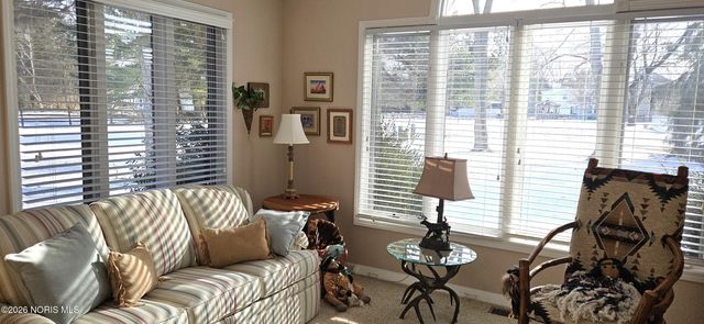 7009 Shadowcreek Drive, Maumee, OH 43537