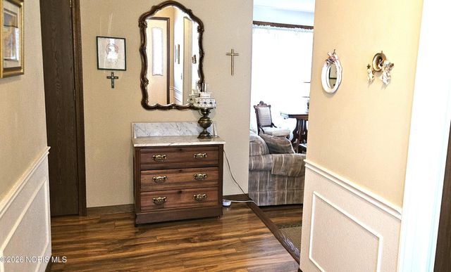 7009 Shadowcreek Drive, Maumee, OH 43537