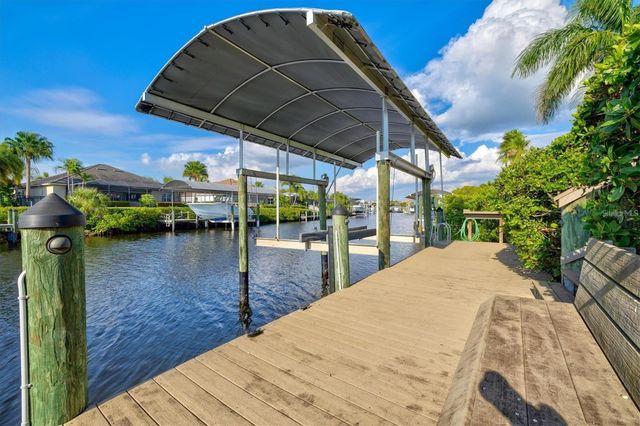 540 FORE DRIVE, Bradenton, FL 34208