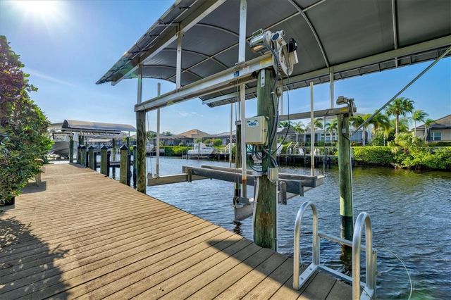 540 FORE DRIVE, Bradenton, FL 34208